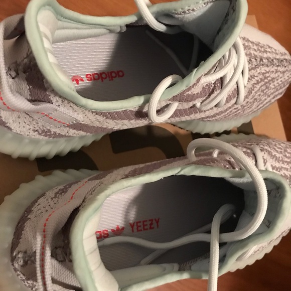 Yeezy 350 Boost “Blue Tint” - Picture 5 of 8